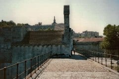 1985 | Pont Saint-Bénézet (Pont d Avignon), Avignon, France