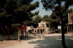 1985 | Unknown Western Town, France