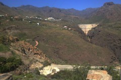 March 25, 2013 | Dam of the largest reservoir on Gran Canaria, Embalse de Soria, Gran Canaria, Spain